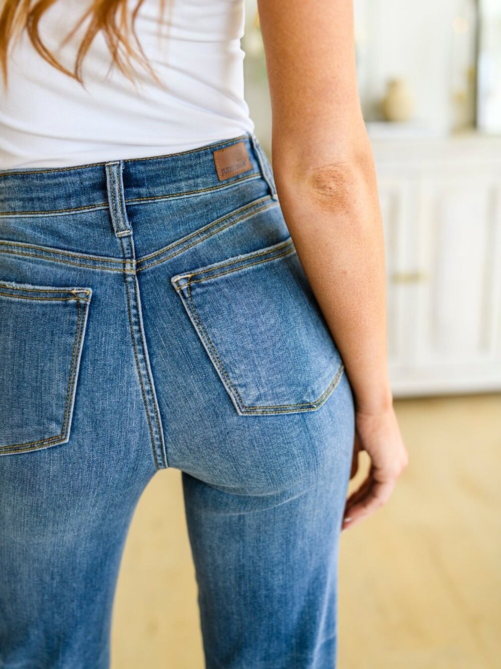 JUDY BLUE Crossover Waist Straight Fit Dad Jeans | Size: 0/24 - Picture 7 of 8